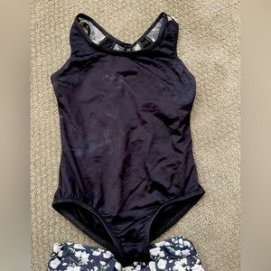 Wide strap black leotard. Back design with printed Roses premium mesh